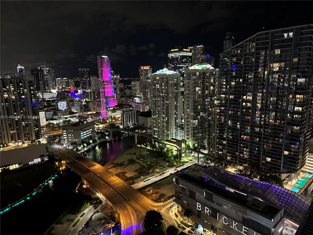 88 SW 7th St # 2709, Miami FL 33130