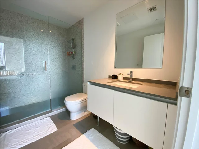 88 SW 7th St # 2709, Miami FL 33130