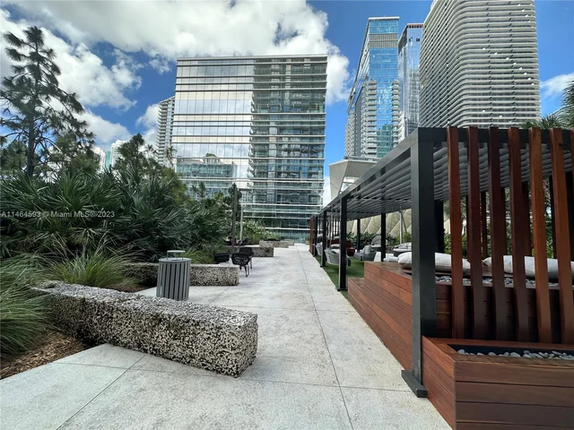 88 SW 7th St # 2709, Miami FL 33130