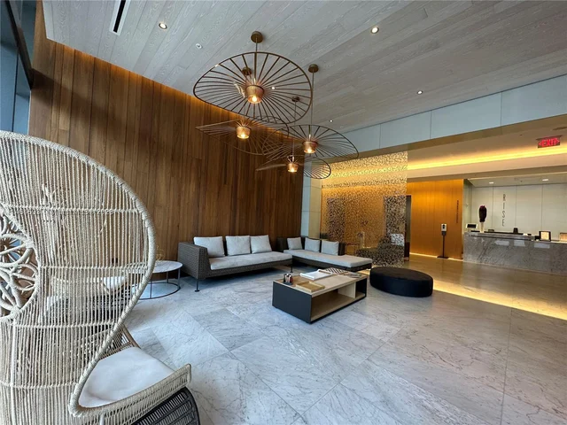 88 SW 7th St # 2709, Miami FL 33130