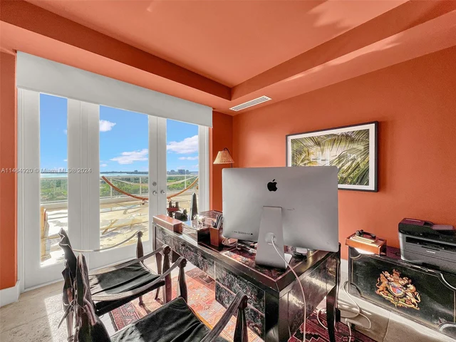 5600 Collins Ave # D, Miami Beach FL 33140