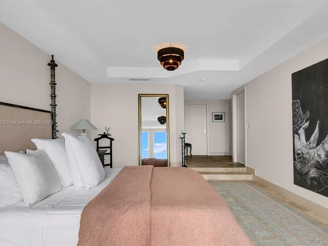 5600 Collins Ave # D, Miami Beach FL 33140