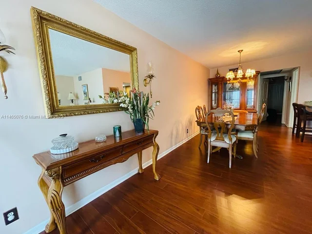 308 Wellington D # 308D, West Palm Beach FL 33417