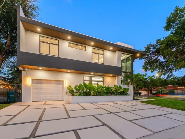 1875 NE 193rd St, Miami FL 33179