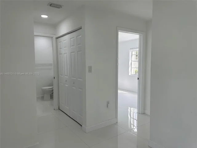 910 NE 214th Ln # 01, Miami FL 33179