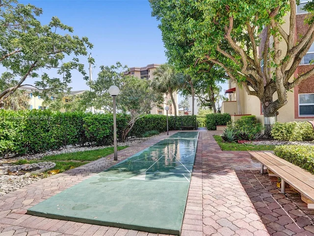 400 N Riverside Dr # 201, Pompano Beach FL 33062