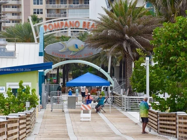 400 N Riverside Dr # 201, Pompano Beach FL 33062