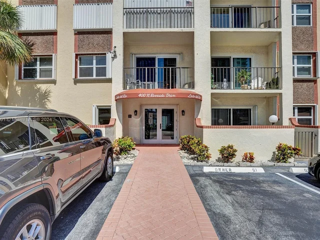 400 N Riverside Dr # 201, Pompano Beach FL 33062