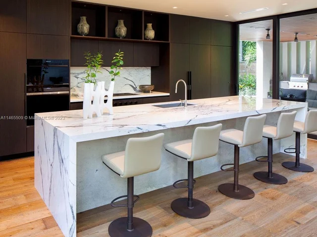 3910 Battersea Rd, Miami FL 33133