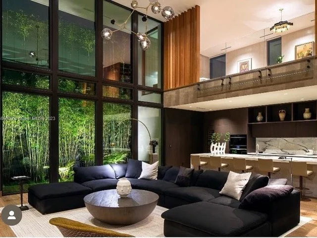 3910 Battersea Rd, Miami FL 33133