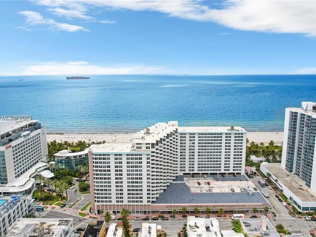 2899 Collins Ave # 1042, Miami Beach FL 33140