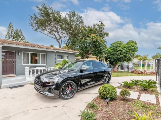 65 NW 116th St, Miami FL 33168