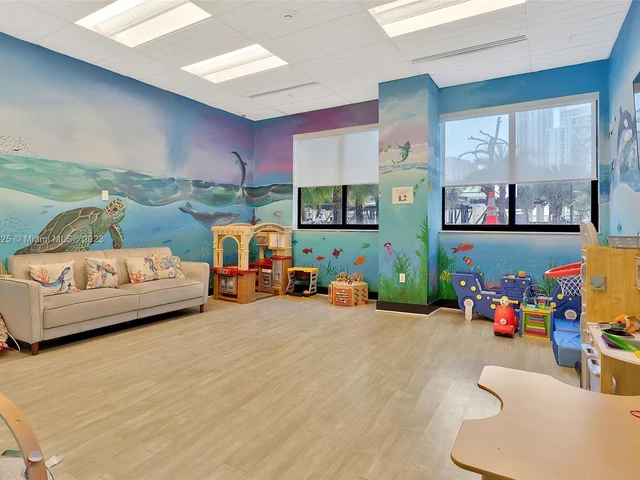 999 SW 1st Ave # 3315, Miami FL 33130