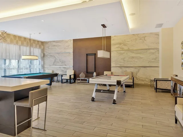 999 SW 1st Ave # 3315, Miami FL 33130