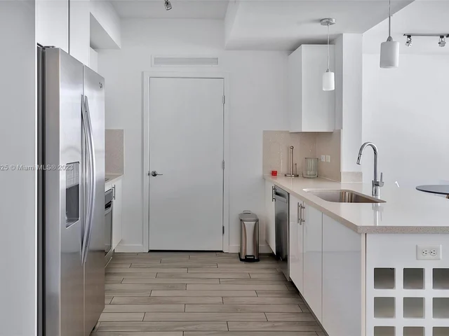 999 SW 1st Ave # 3315, Miami FL 33130