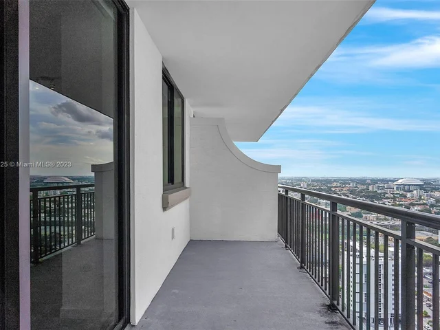 999 SW 1st Ave # 3315, Miami FL 33130