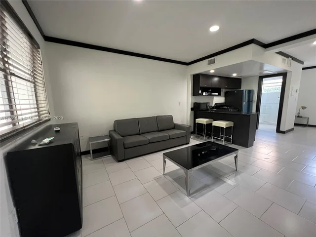 1545 Drexel Ave # 406, Miami Beach FL 33139