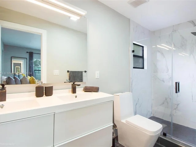 5050 NW 12th Ave, Miami FL 33127