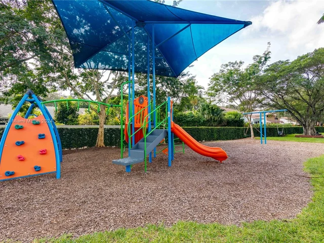 10740 Lenox Rd, Cooper City FL 33026