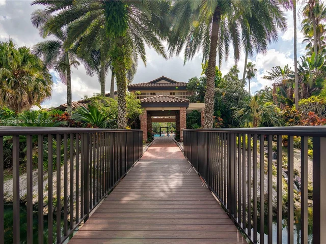 10740 Lenox Rd, Cooper City FL 33026