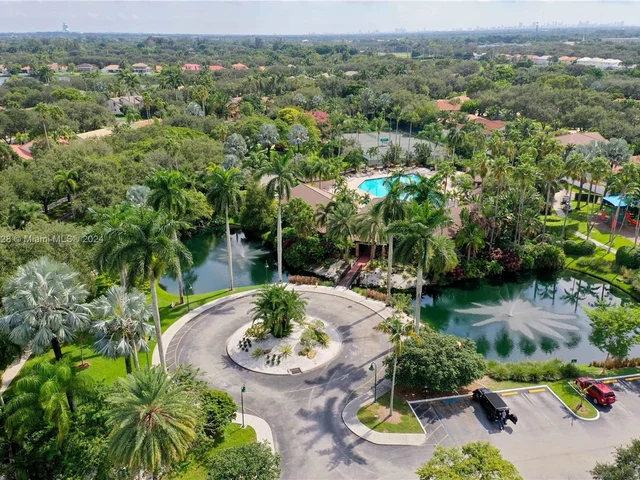 10740 Lenox Rd, Cooper City FL 33026