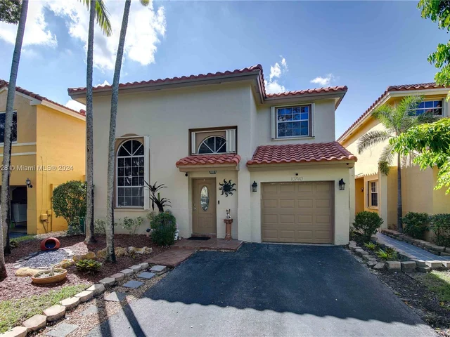 10740 Lenox Rd, Cooper City FL 33026