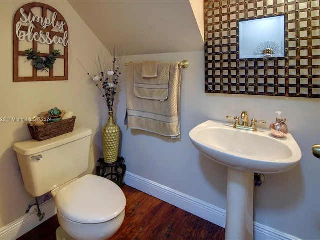 10740 Lenox Rd, Cooper City FL 33026