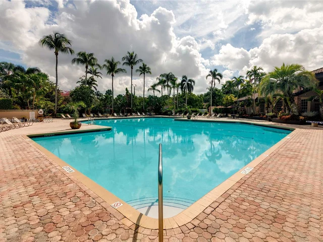 10740 Lenox Rd, Cooper City FL 33026