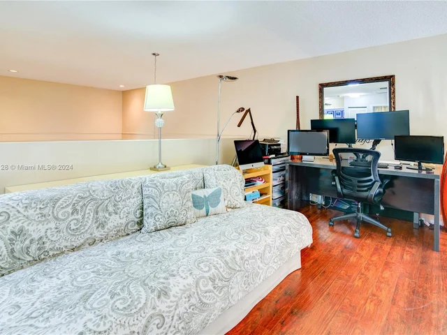 10740 Lenox Rd, Cooper City FL 33026