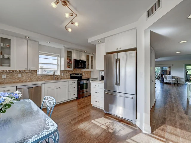 1601 Abaco Dr # A4, Coconut Creek FL 33066