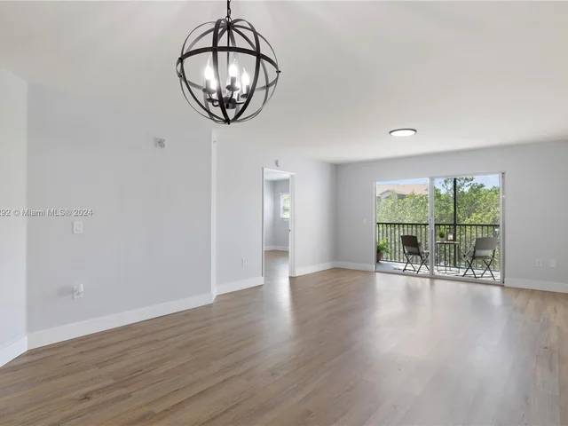 550 SW 137th Ave # 302L, Pembroke Pines FL 33027