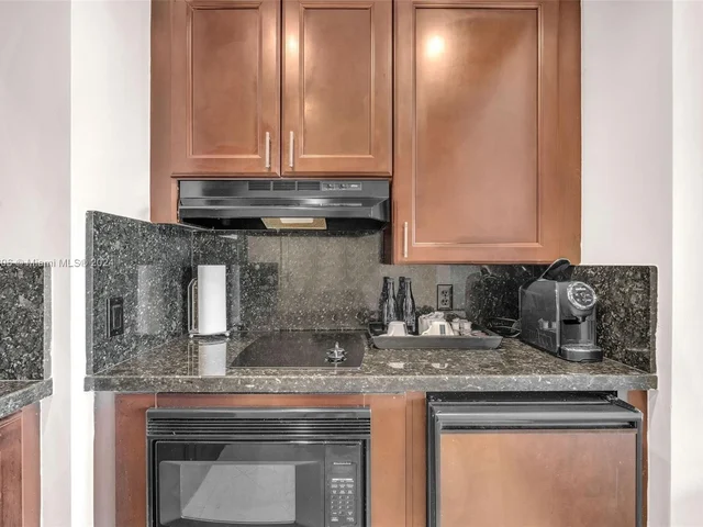 601 N Ft Lauderdale Beach Blvd # 611, Fort Lauderdale FL 33304