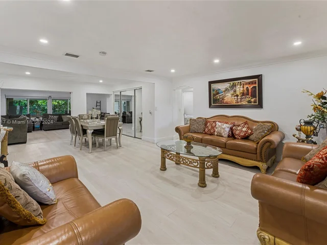 2255 SW 24th Ter, Miami FL 33145