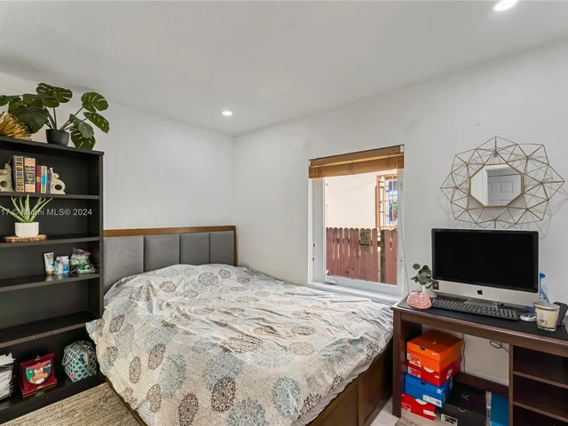 2255 SW 24th Ter, Miami FL 33145