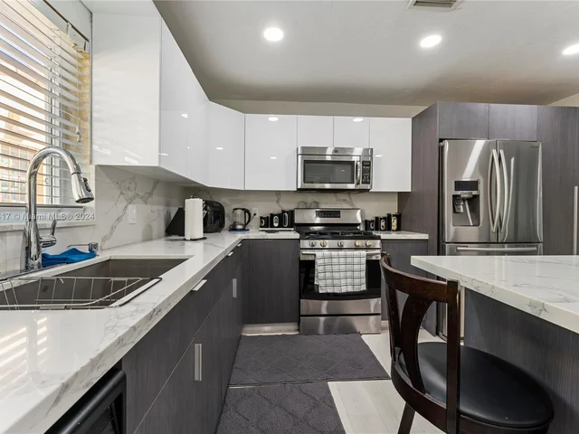 2255 SW 24th Ter, Miami FL 33145