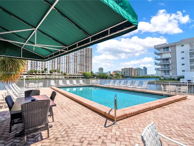 4000 NE 170th St # 101, North Miami Beach FL 33160