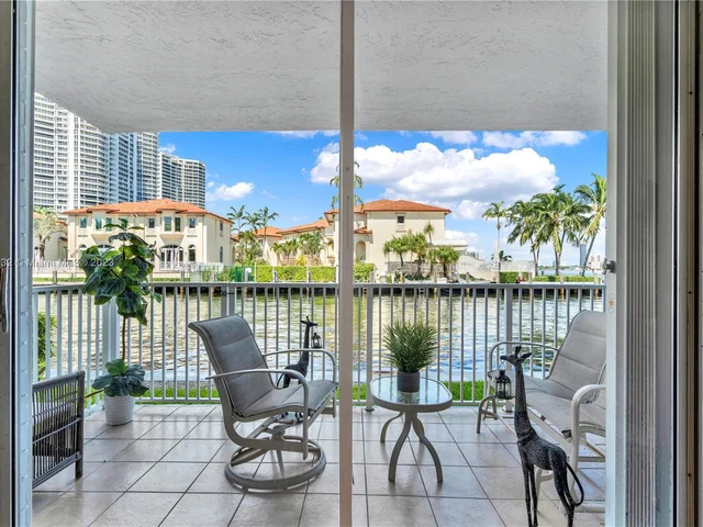 4000 NE 170th St # 101, North Miami Beach FL 33160