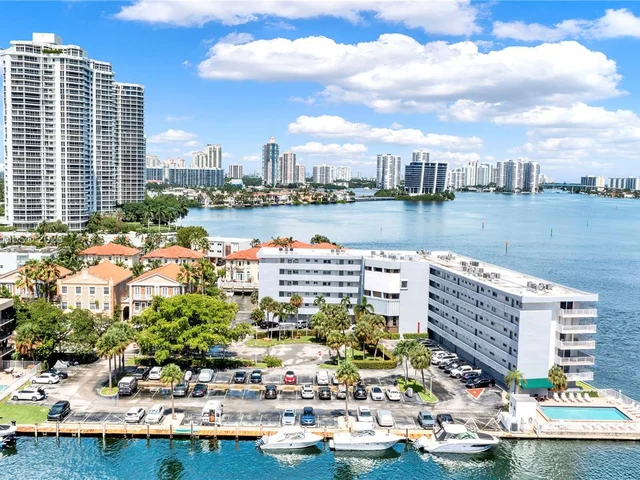 4000 NE 170th St # 101, North Miami Beach FL 33160