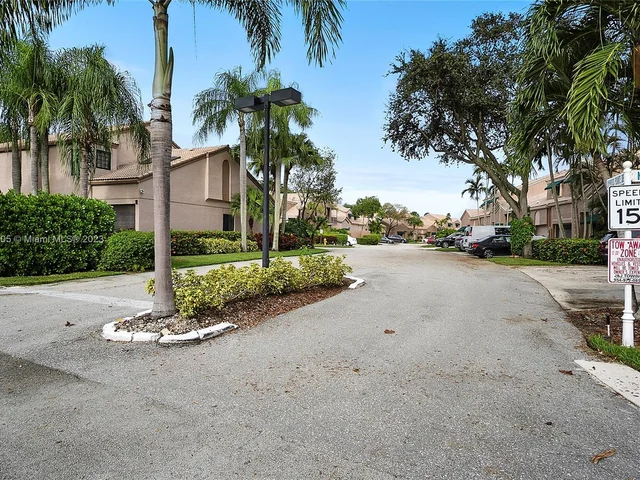 1675 Cypress Pointe Dr # 5B, Coral Springs FL 33071