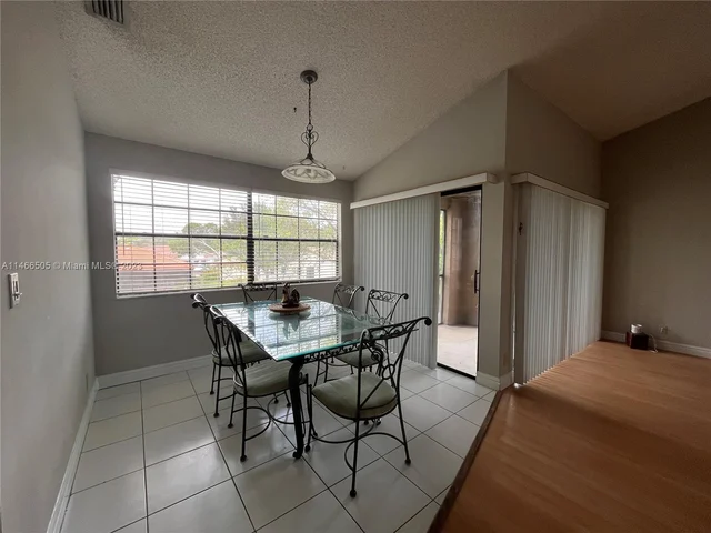 1675 Cypress Pointe Dr # 5B, Coral Springs FL 33071