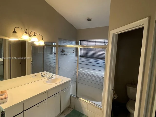 1675 Cypress Pointe Dr # 5B, Coral Springs FL 33071