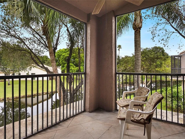 1675 Cypress Pointe Dr # 5B, Coral Springs FL 33071