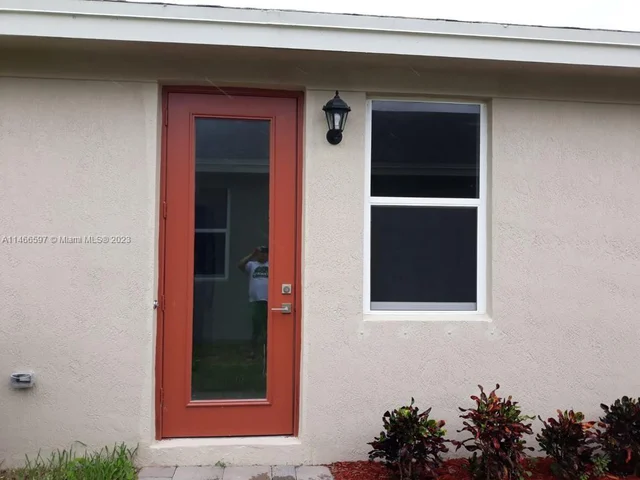 27343 SW 132nd Pl, Homestead FL 33032