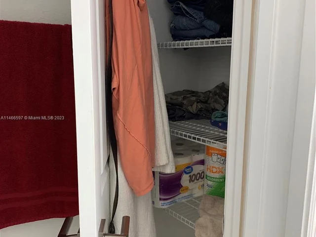 27343 SW 132nd Pl, Homestead FL 33032