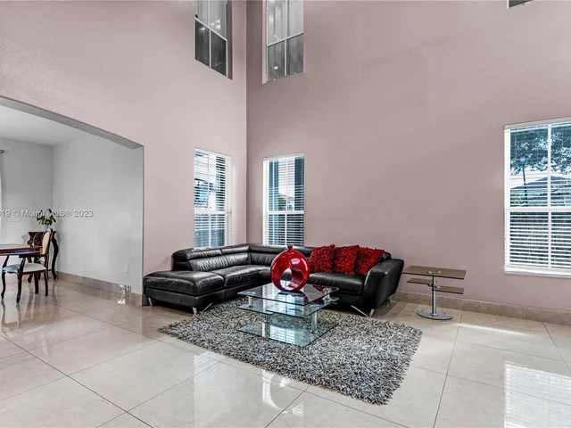 15051 SW 18th Ter, Miami FL 33185