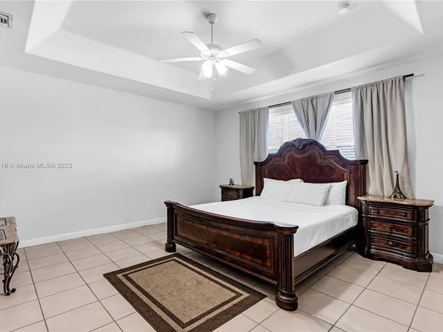 15051 SW 18th Ter, Miami FL 33185