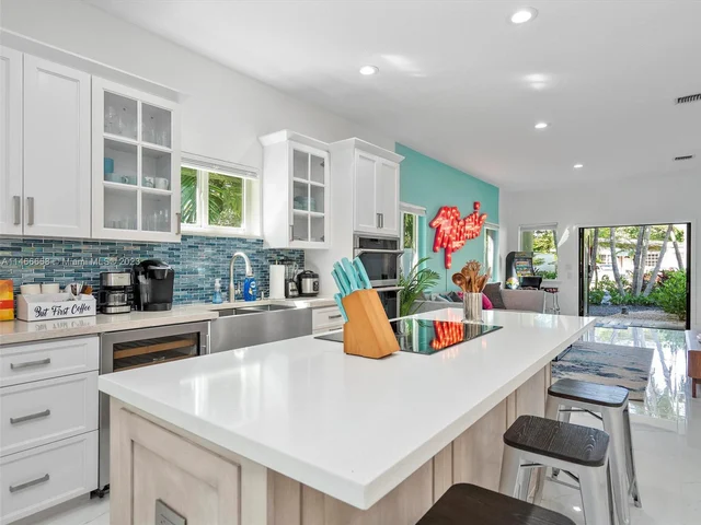 11843 W Biscayne Canal Rd, Miami FL 33161