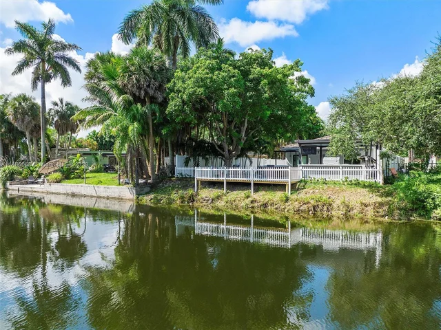 11843 W Biscayne Canal Rd, Miami FL 33161