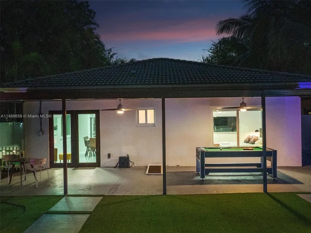 11843 W Biscayne Canal Rd, Miami FL 33161