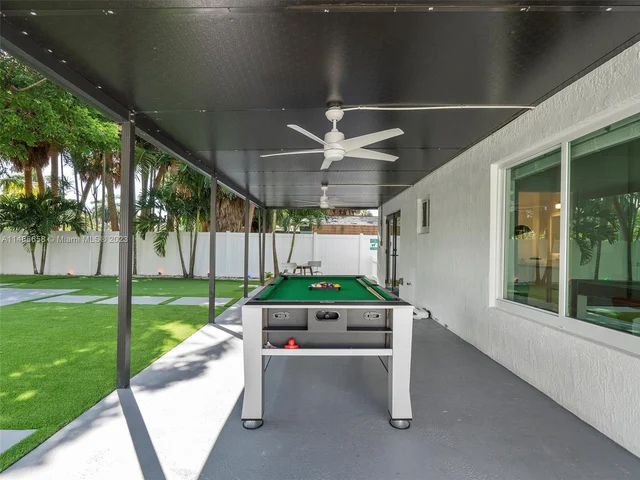 11843 W Biscayne Canal Rd, Miami FL 33161